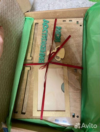 Медальница новая