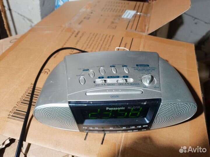 Часы будильник panasonic rc-q720