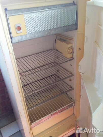 Холодильник бу