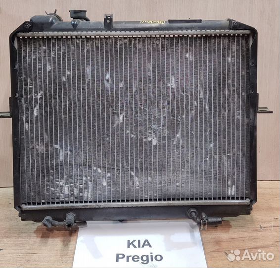 Радиатор основной 2.7л д. Kia Pregio, 2000г