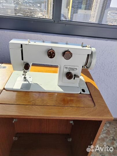 Швейная машинка чайка бу