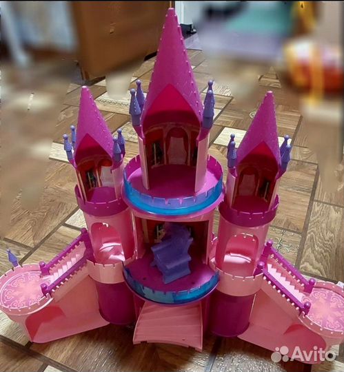 Игрушка Замок