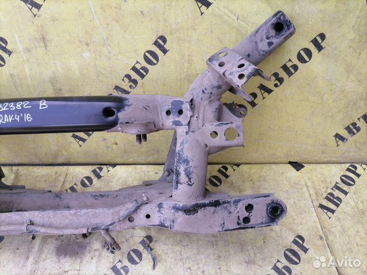 Подрамник задний Toyota Rav4 40 2013-2019 2.0 3ZR