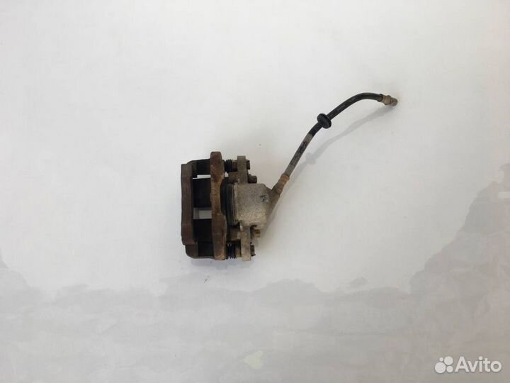 Суппорт передний левый Лада Гранта,R13 вентилир