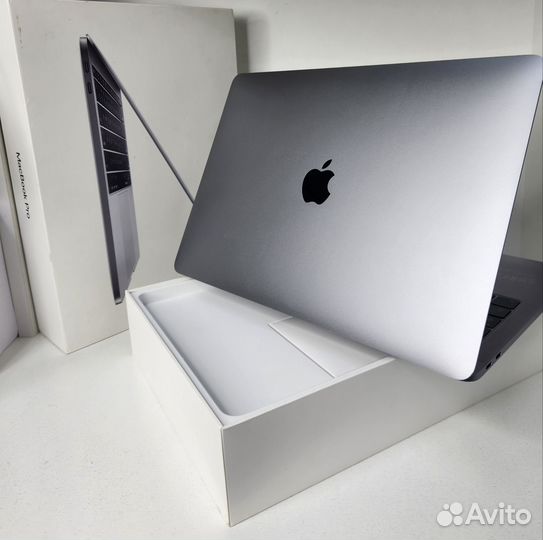 Macbook pro 13 8/128gb 100 аккум,комплект