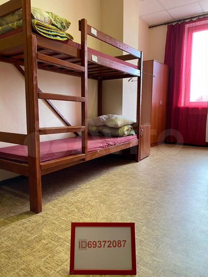 Комната 32 м² в > 9-к., 5/5 эт.