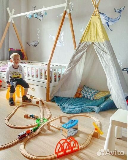 Кровать из бука вигвам