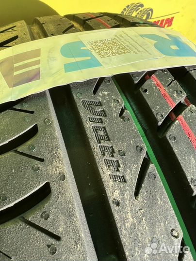 Viatti Strada Asimmetrico V-130 185/60 R14 82H