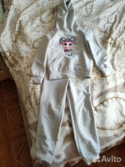 Спортивный костюм для девочки