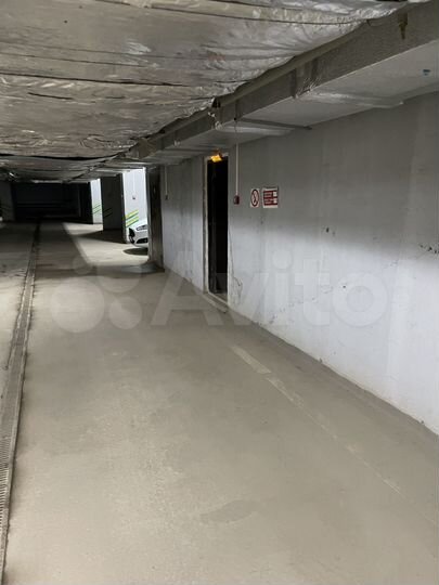 Машиноместо, 17 м²
