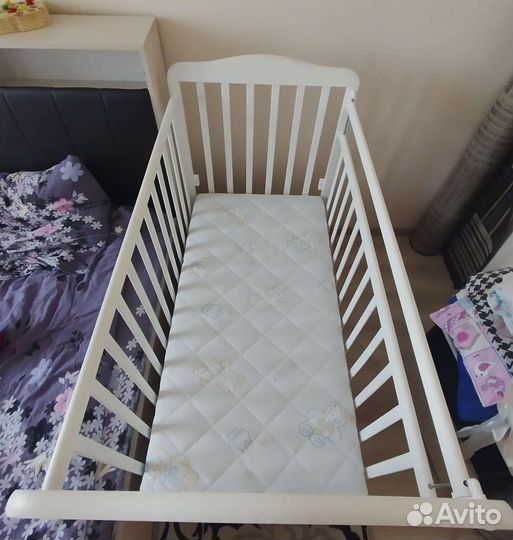 Детская кроватка