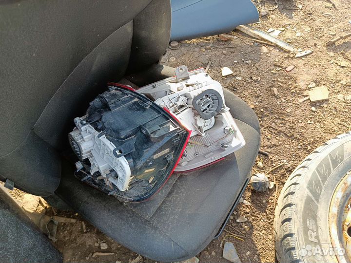 Плата задний левый фонарь rapid resr