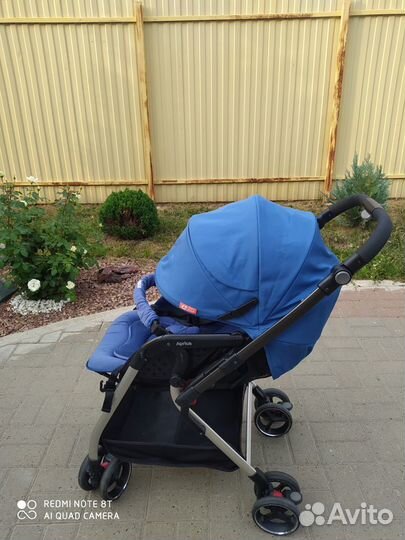 Продам коляску aprica