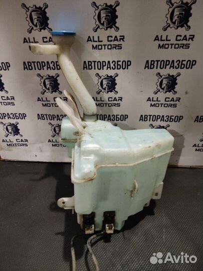 Бачок стеклоомывателя Suzuki Grand Vitara SAV J20A