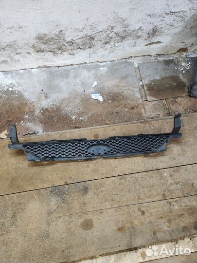 Решётка радиатора Ford S-Max