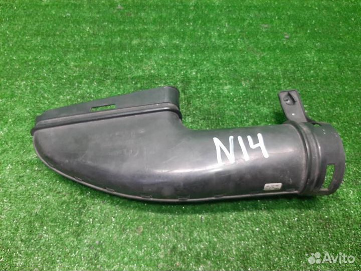 Патрубок воздушного фильтра Mercedes Benz E-class