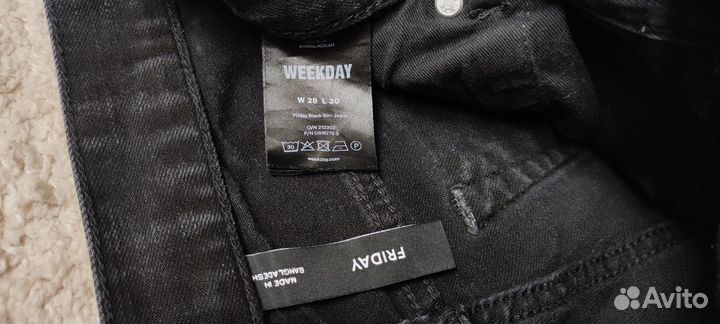 Джинсы Weekday