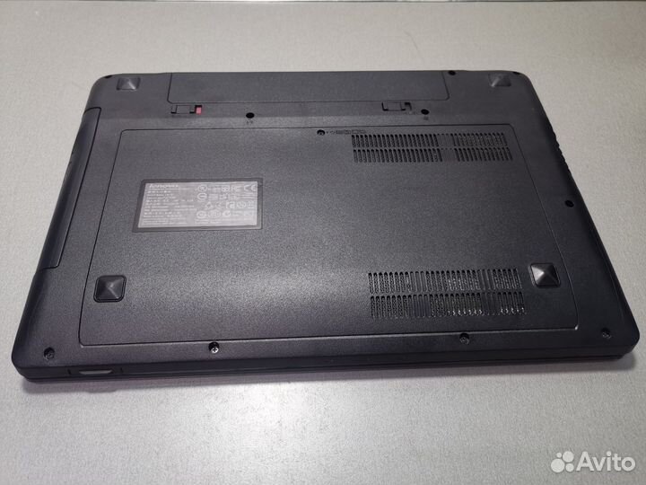 Ноутбук для дома и офиса Lenovo AMD как новый
