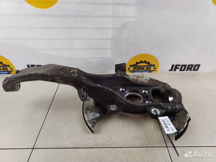 Кулак поворотный передний правый Volvo Xc90 L A2