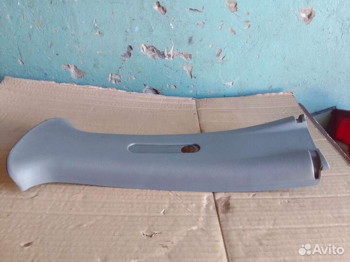Накладка верхняя средний стойки Chevrolet Aveo