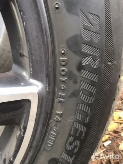 Bridgestone Blizzak DM-V2 225/55 R19 99T