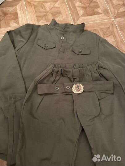 Военный костюм