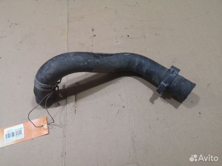 Патрубок радиатора верхний Honda Stepwgn RF1