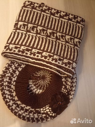 Берет и шарф