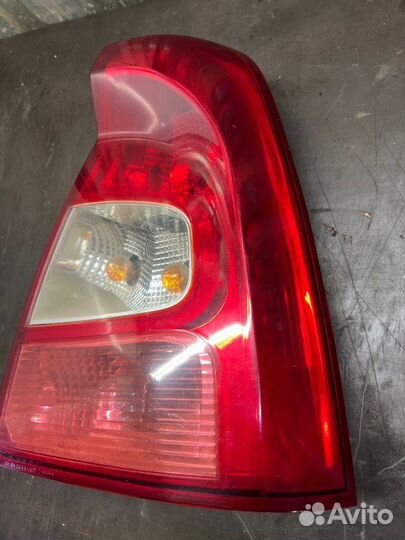 Фонарь заднего хода задний правый Renault Logan