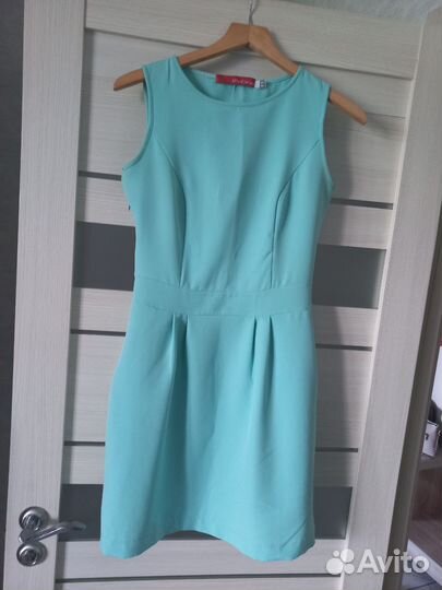Платье женское 42 44