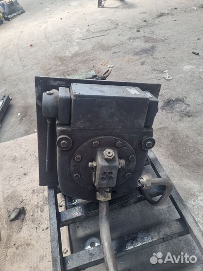 Гидронасос TGL 10868 32/10