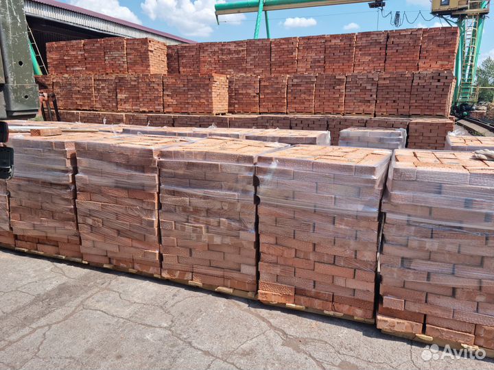 Кирпич цокольный красный М125