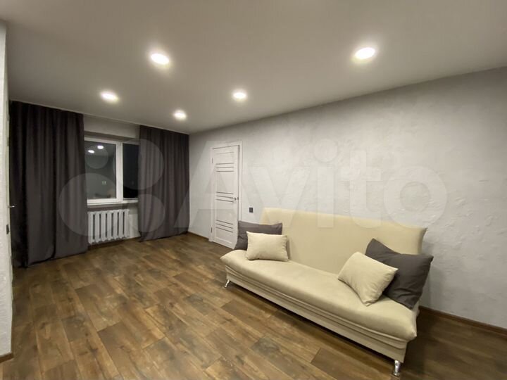 2-к. квартира, 44 м², 5/5 эт.