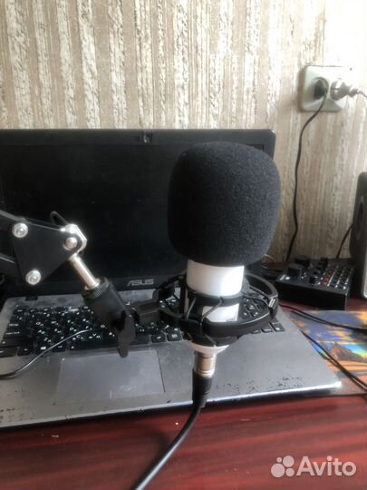 Студийный микрофон BM-800