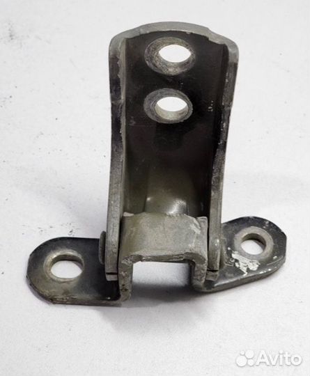 Петля двери верхняя передняя левая Toyota Camry