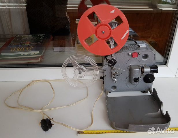 Кинопроектор Луч 2 в рабочем состоянии