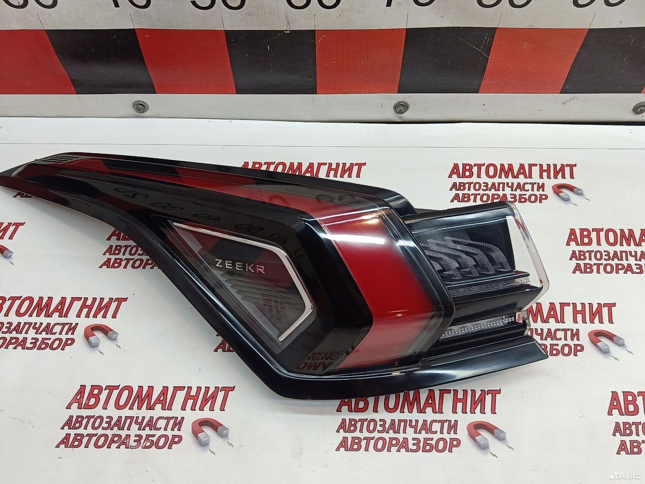 Фонарь задний левый Zeekr 001