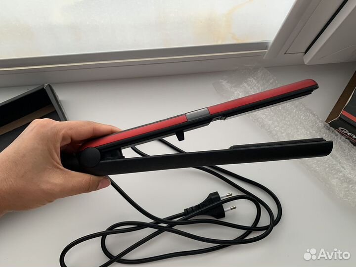 Выпрямитель для волос новый