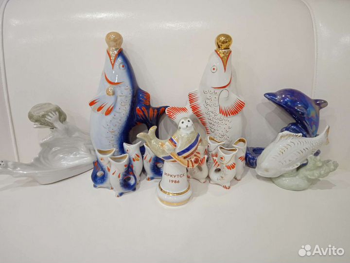 Статуэтка птица