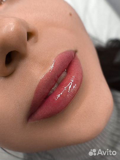 Перманентный макияж бровей/губ/глаз