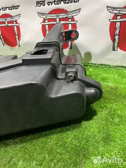 Корпус блока управления двигателем Lexus Is250