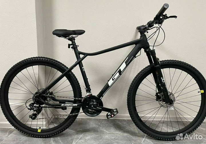 Велосипед алюминиевый гидравлика шимано GT R 29.