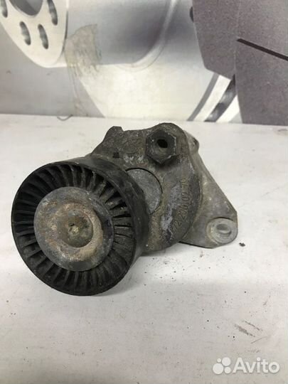 Ролик грм натяжной Mercedes C-Class W204 2008