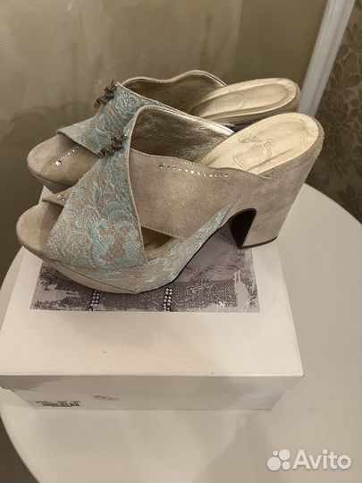 Сабо и мюли женское