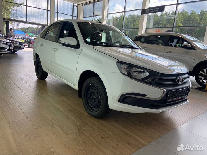 LADA Granta 1.6 МТ, 2023