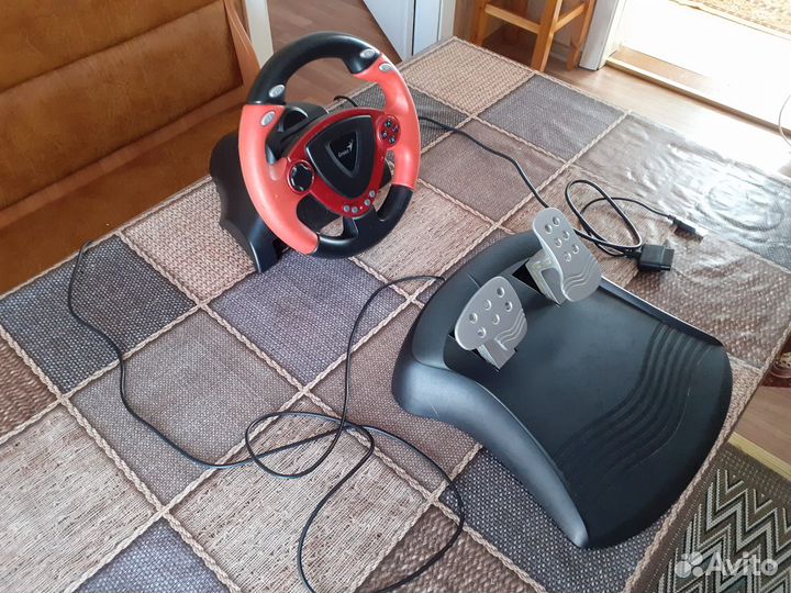 Игровая приставка 