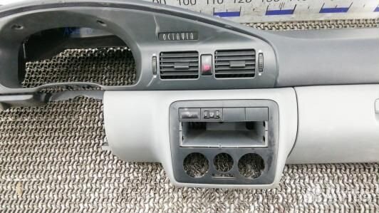 Панель приборов (торпедо) skoda octavia A4 (ASE16I