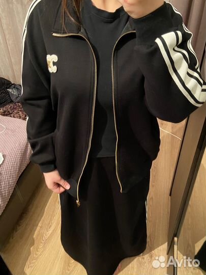 Спортивный костюм