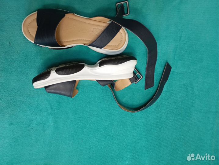 Сандалии натуральная кожа 39