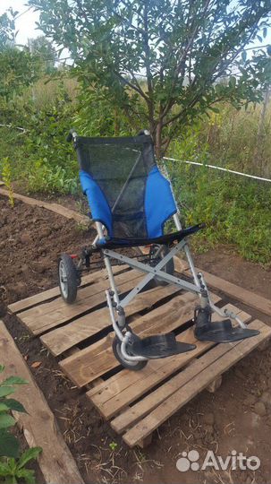 Инвалидная коляска детская Convaid Metro